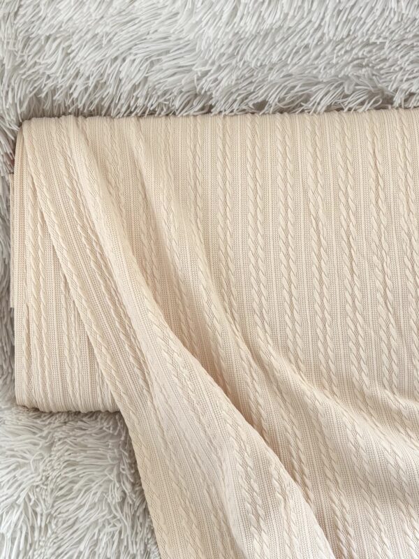 Jacquard Cable Knit-Cream